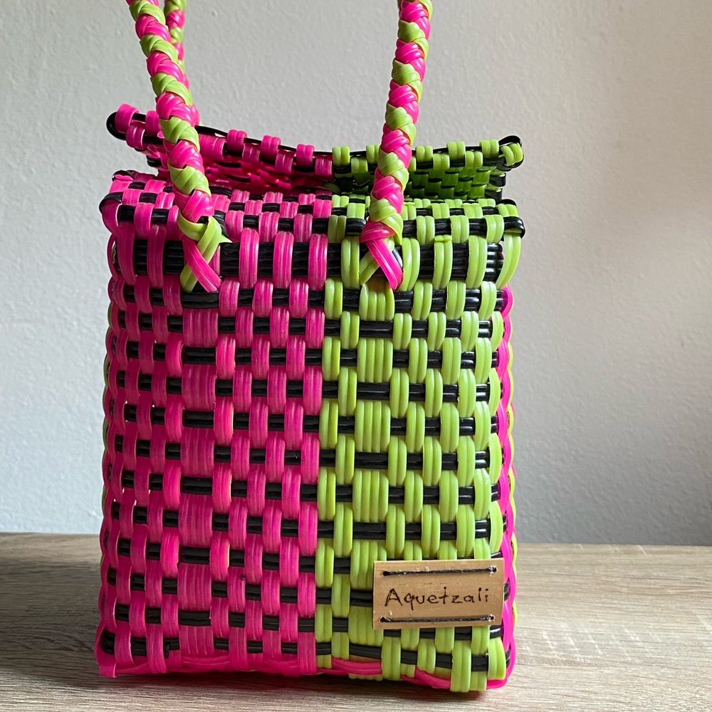 Handmade plastic mini lunch bag - Artisan made - Mexican lunch bag/lunch box